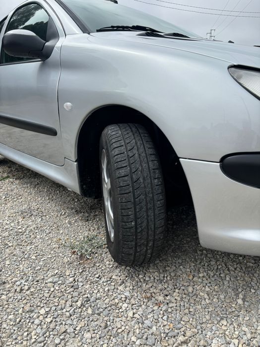 Peugeot 206 1.1i