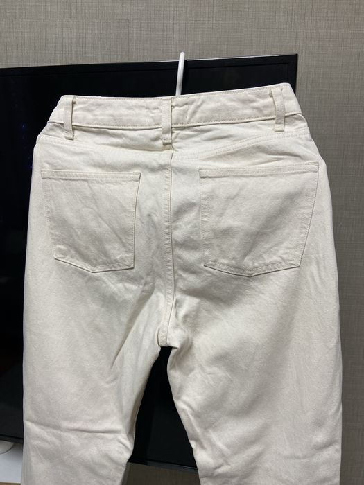 Джинси бежеві