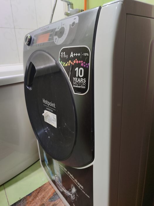 Пральна машина Hotpoint Ariston Aqualtis AQ114D 697D EU/B, 11 кг, 1600 об/хв