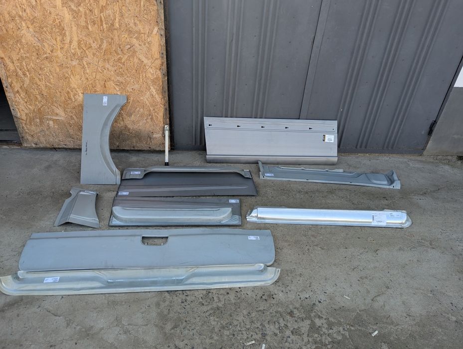 Пороги ремонтні частини ляда  мерседес вито 639 Mercedes Vito