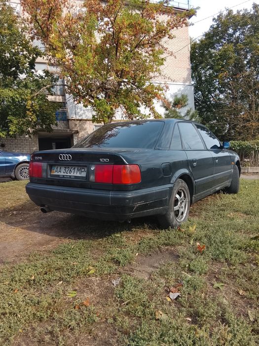 Продам. Ауди 100