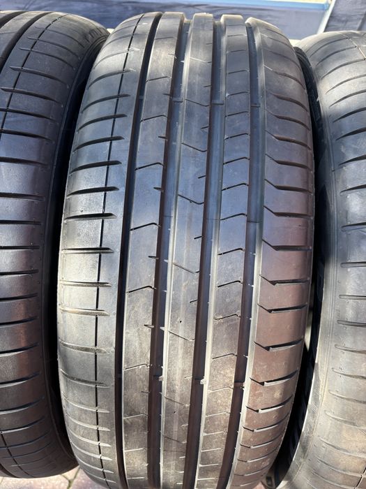 235/50R19 99W Pirelli P zero -  Demo 2021 r- Lato