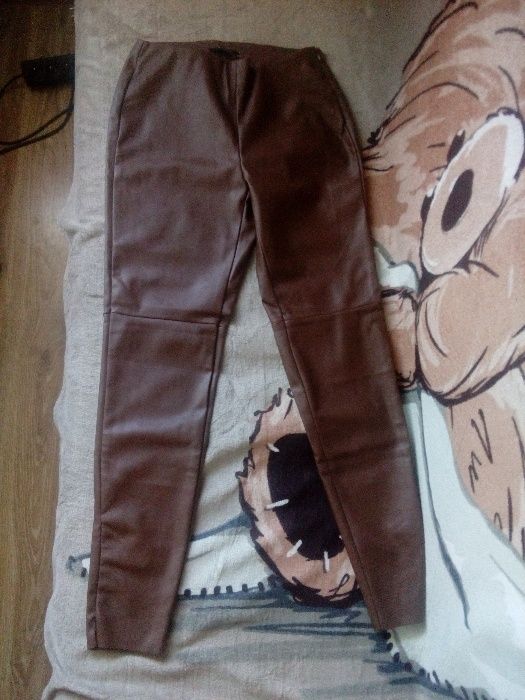 Nowe spodnie tregginsy ala skórka rozmiar 40 L