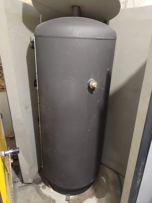 Bufor 600l z wężownicą 2.5m2