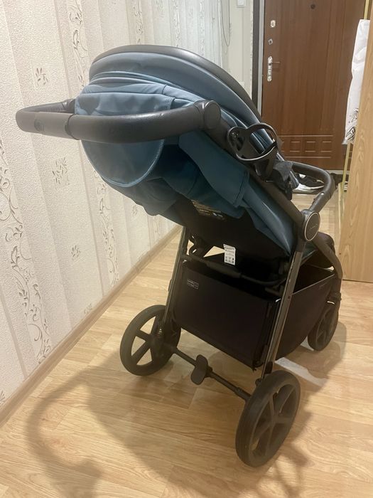 Коляска прогулочная Carrello Bravo