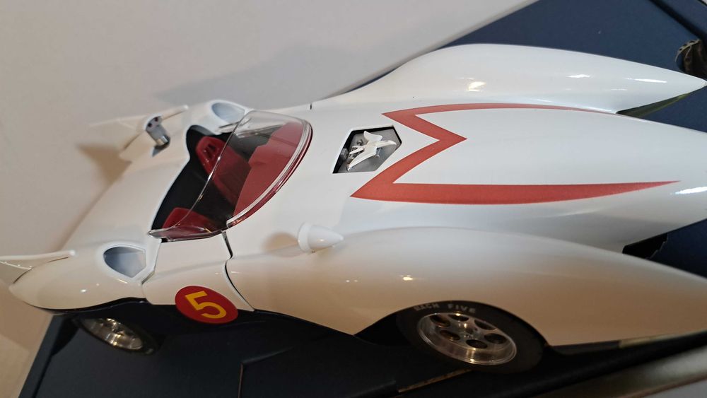 1/18 Speed Racer Mach 5 versão A - Schwyn Haas