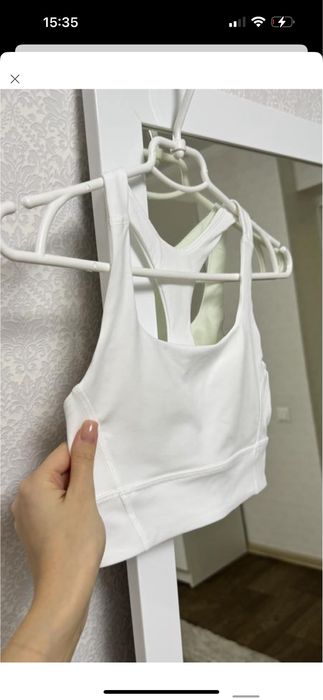 Топ білий  для спорту