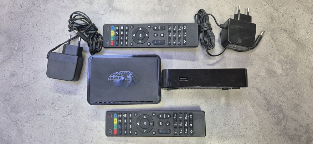 Продається IPTV-приставка MAG 255/AURA HD Plus