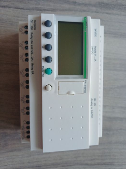 SR3B261BD Інтелектуальне реле Zelio Logic