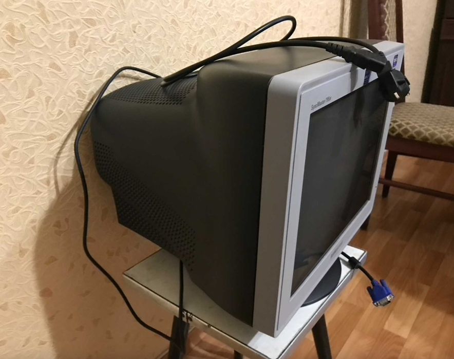 Монитор Samsung SyncMaster 795DF