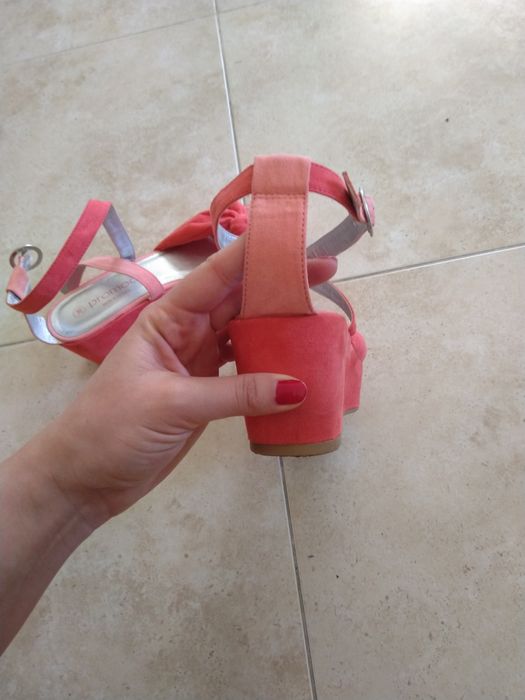 Sandálias de veludo