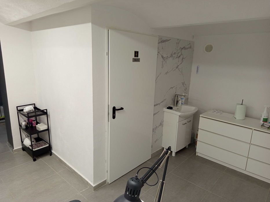 lokal do wynajęcia sklep 35m2 wc centrum Półwiejska kwiatowa Poznań