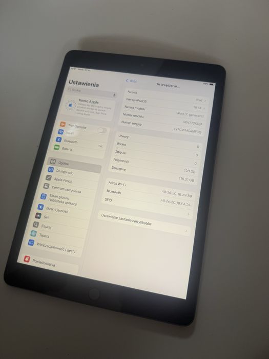 APPLE iPad 7 generacji model A2197  128GB pamięci