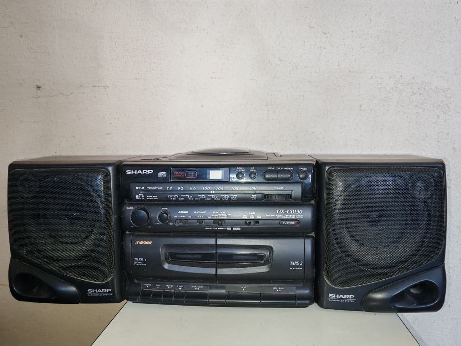 Магнитофон продам.