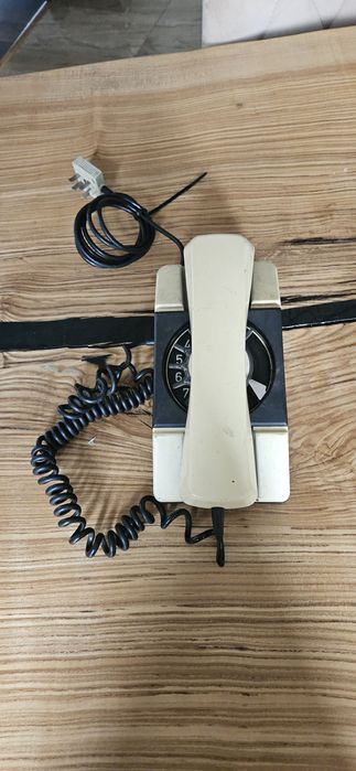Telefon analogowy z PRL
