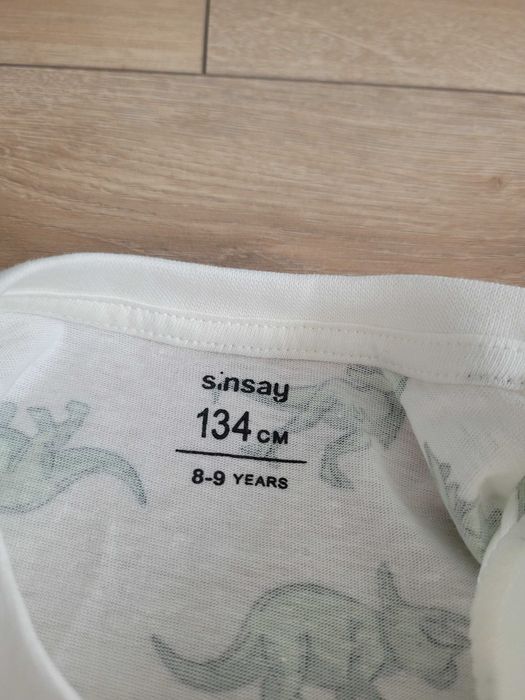 134 - Nowe 2 koszulki z długim rękawem dinozaury Sinsay
