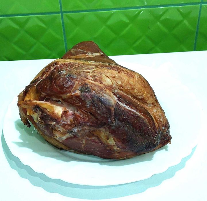 Копченості Сало Бочок Шинка Рулька Курка копчені на фруктових деревах