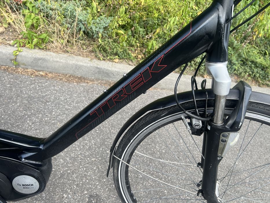 Rower elektryczny TREK NAVIGATOR 36V centralny BOSCH ACTIVE LINE /A