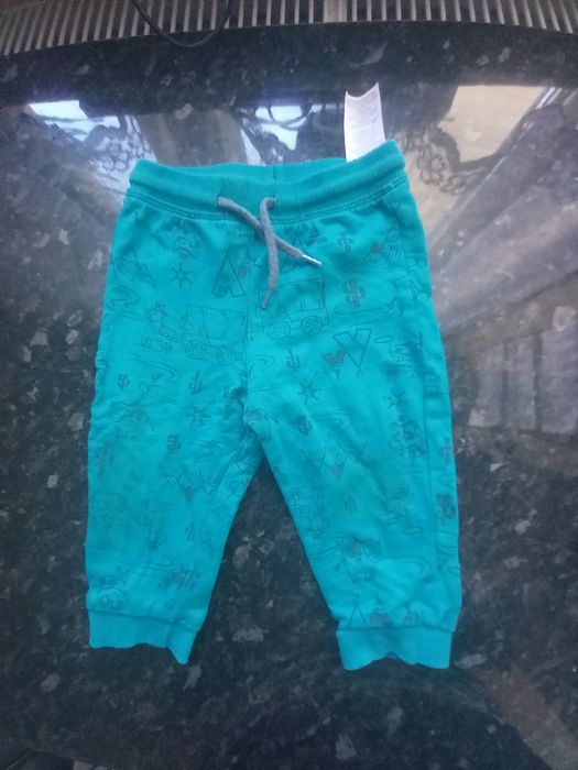 Spodnie rozmiar 74