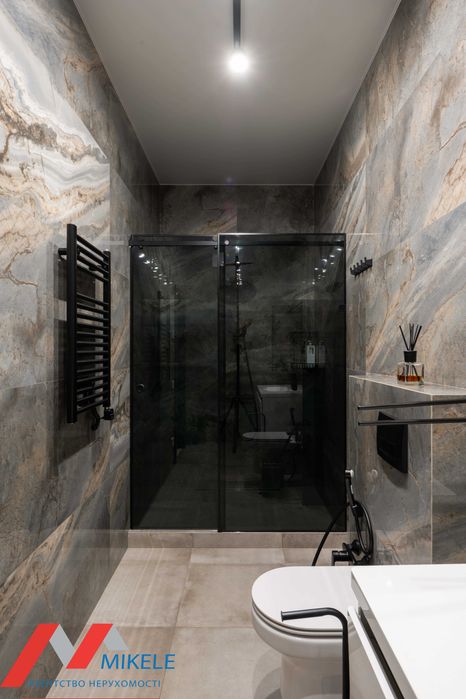 Сучасний новий будинок 2024р 320м2 діл 19сот с. Щасливе