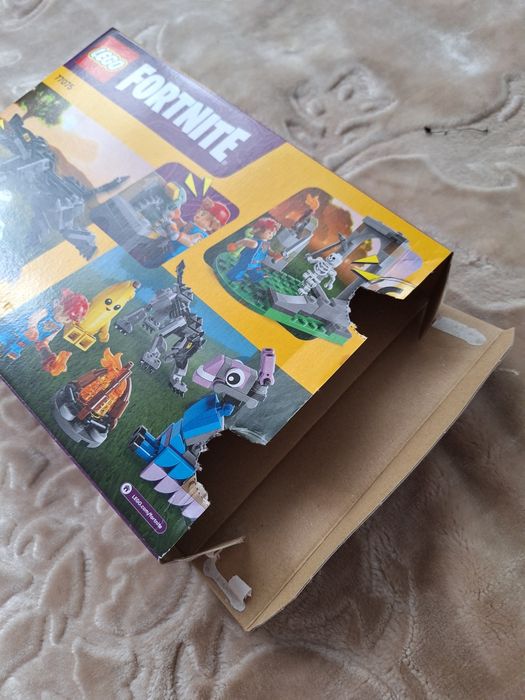 Karton lego fortnite 77075