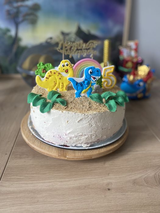 Piękne dekoracje figurki toppery tort dinozaury tęcza ogromny zestaw