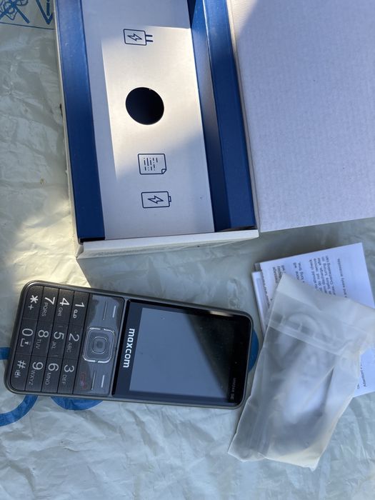 Telefon maxcom MM244 SE