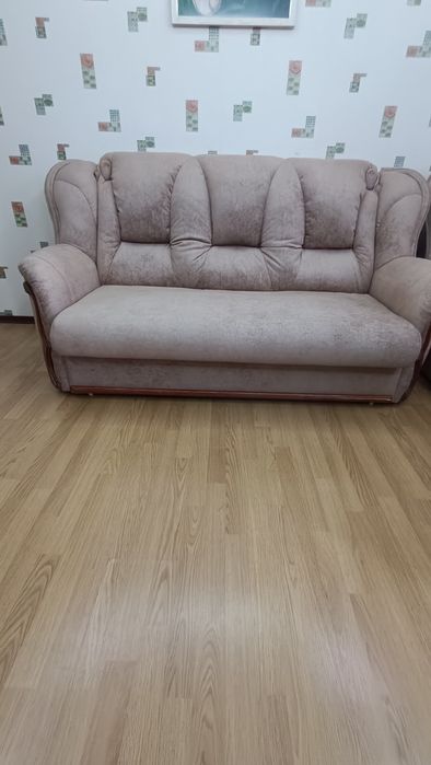 Реставрация.Перетяжка мебели и ремонт мягкой мебели.Диван. Кровать.Мат