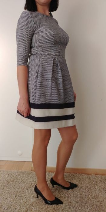 Sukienka granatowo - biała