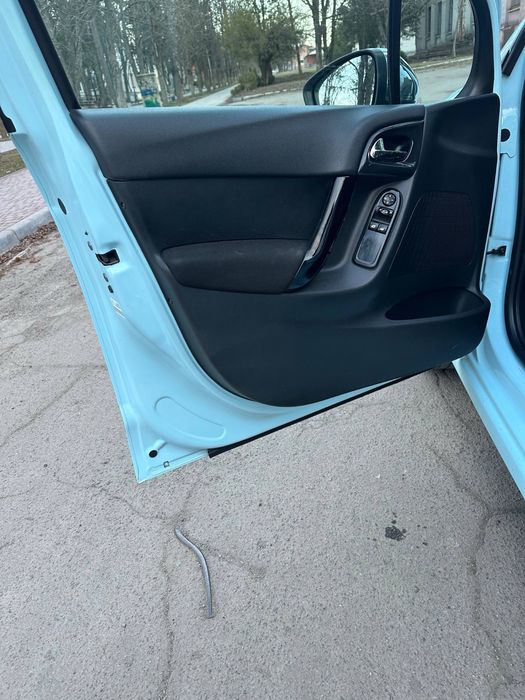 Продам Сitroen C3 2012