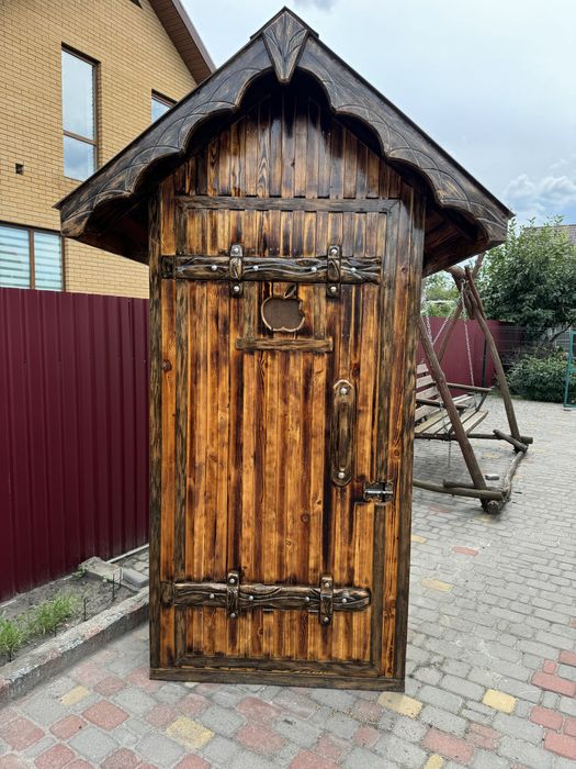 Туалет вуличний