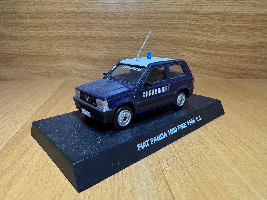 Model 1:43 DeAgostini Fiat Panda 1000 (Carabinieri, Włochy