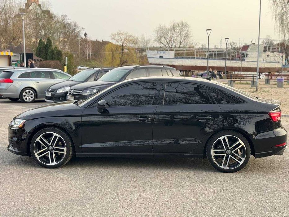 Продам AUDI A3 2019