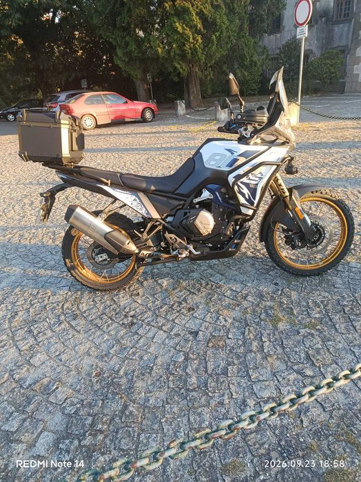 Voge 800 dsx rally