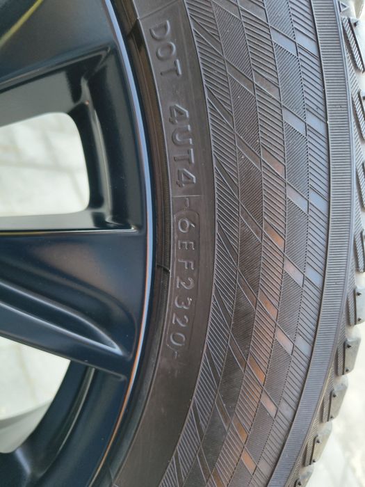 Felgi Koła Mazda CX-5 225 55 R19 Yokohama oryginał czujniki