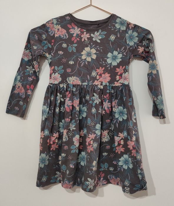 Paczka ciuchów 122cm