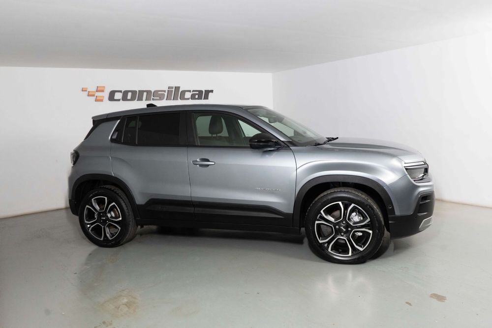 Jeep Avenger 54 kWh Summit