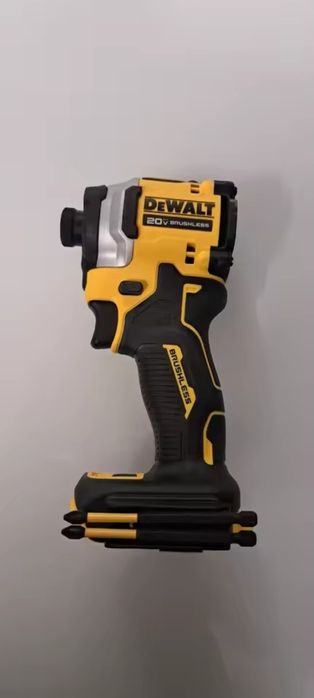 Chave de impacto Dewalt nova