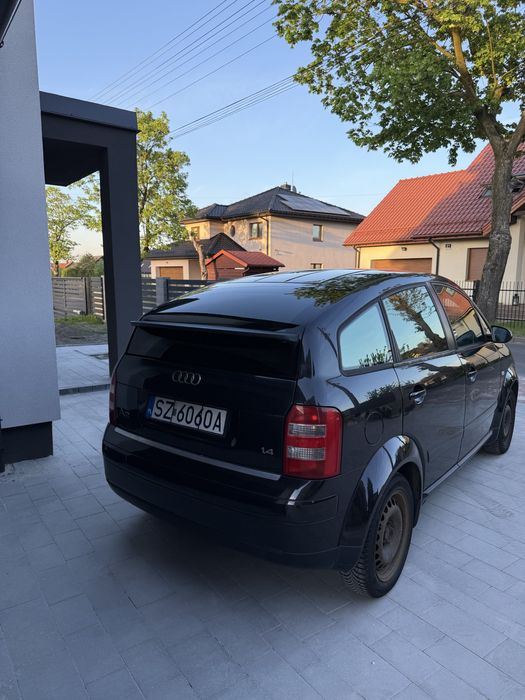 Audi a2 czarne w super stanie