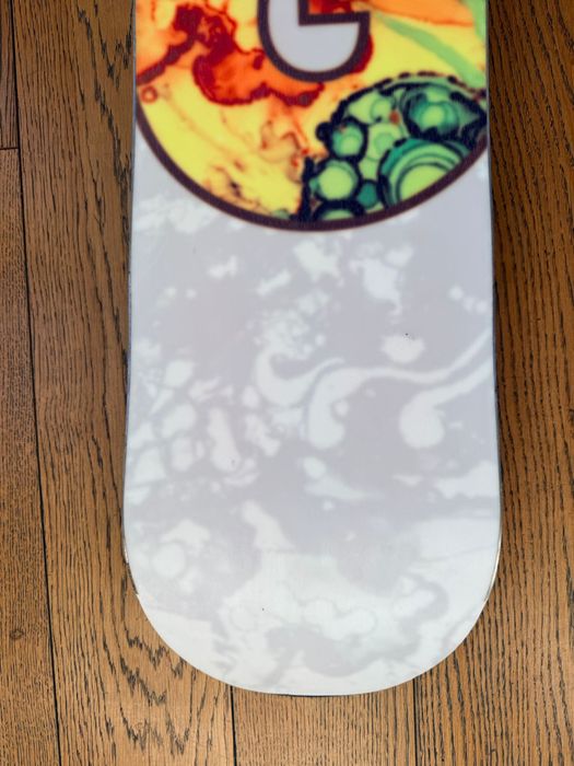 Deska snowboard GNU B-Nice 148 cm – lekka, all-mountain