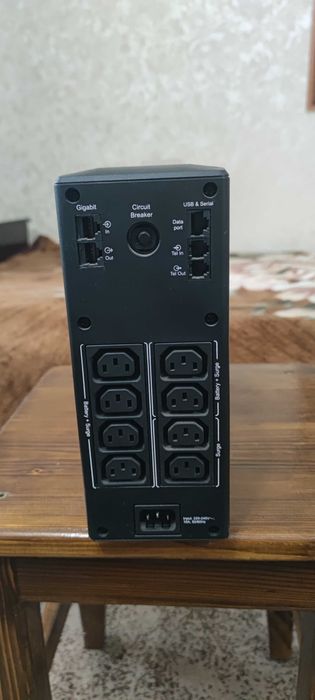 ДБЖ APC Back-UPS Pro 1600VA (BR1600MI)