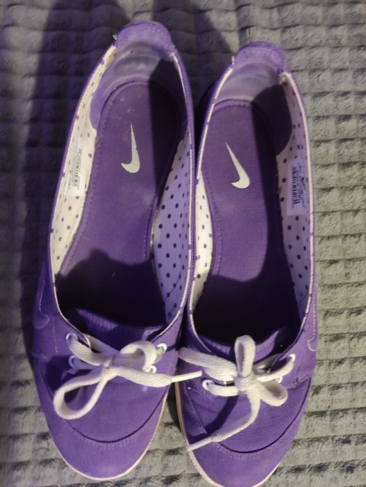 Balerinki sportowe Trampki NIKE SkySail Slip r.39-40, 24.5 cm