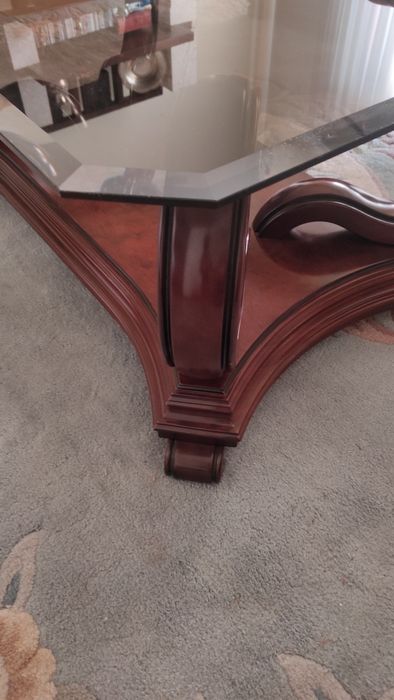 Mesa de apoio em madeira de cerejeira