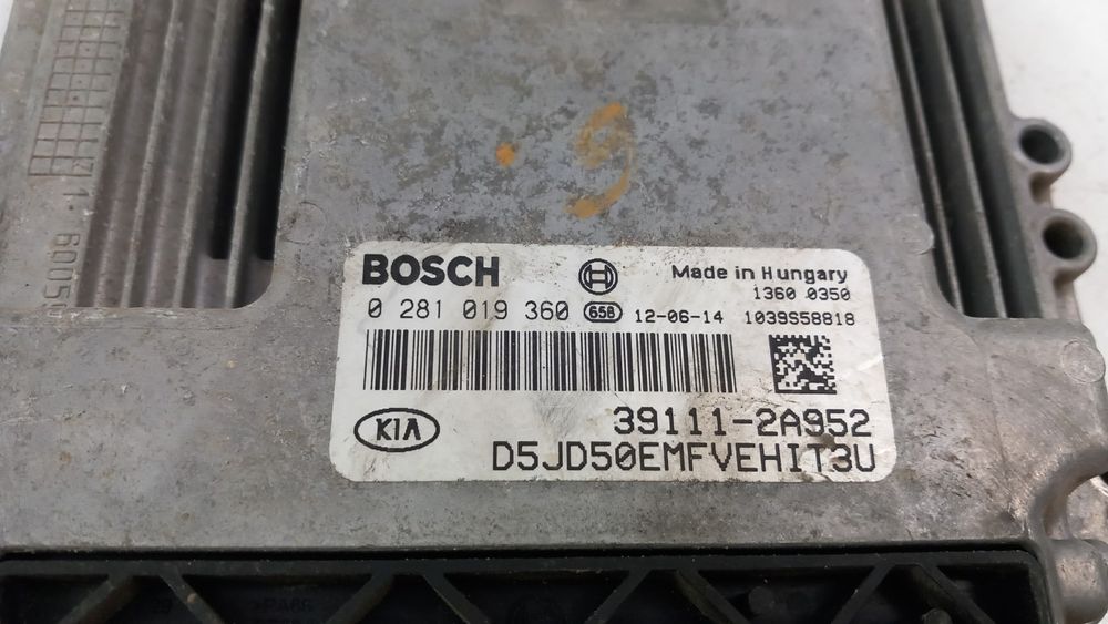 Kia Ceed  1.6Crdi    Komputer Silnika 0281019360