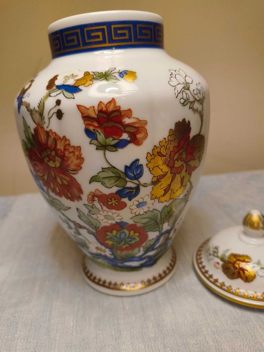 Pote em porcelana Porart com Tampa - Companhia das Índias