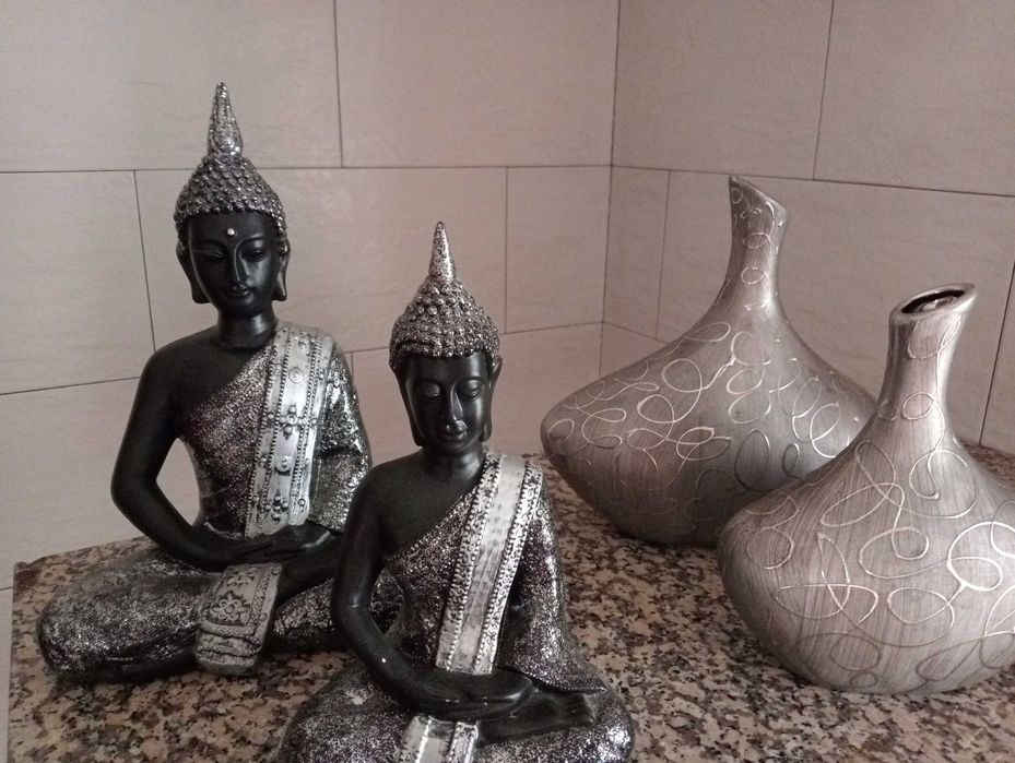 Budas decorativos