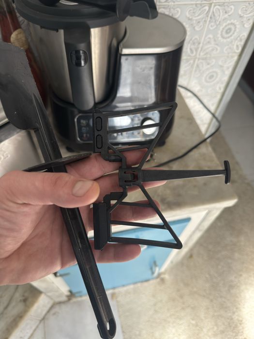 Roubo de cozinha Moulinex