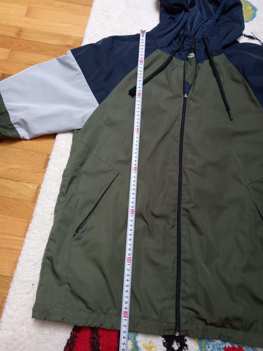 Куртка на чоловіка