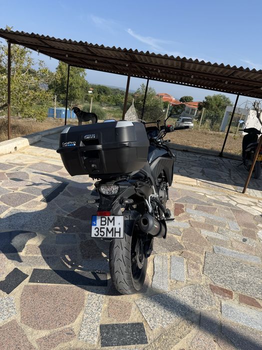 Suzuki Vstrom 800 RE