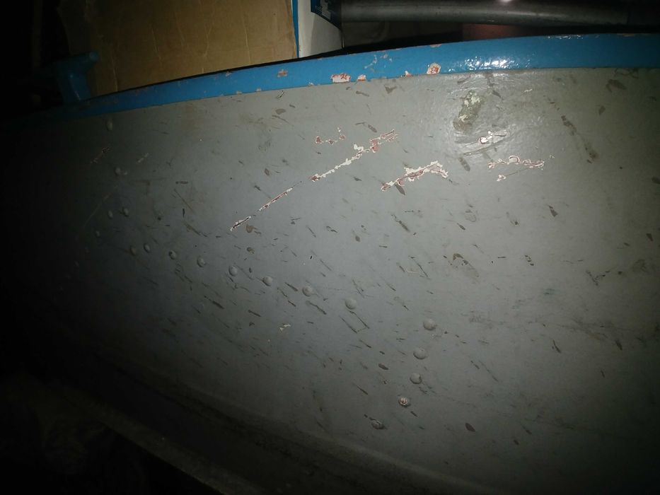 Моторний човен прогрес 4